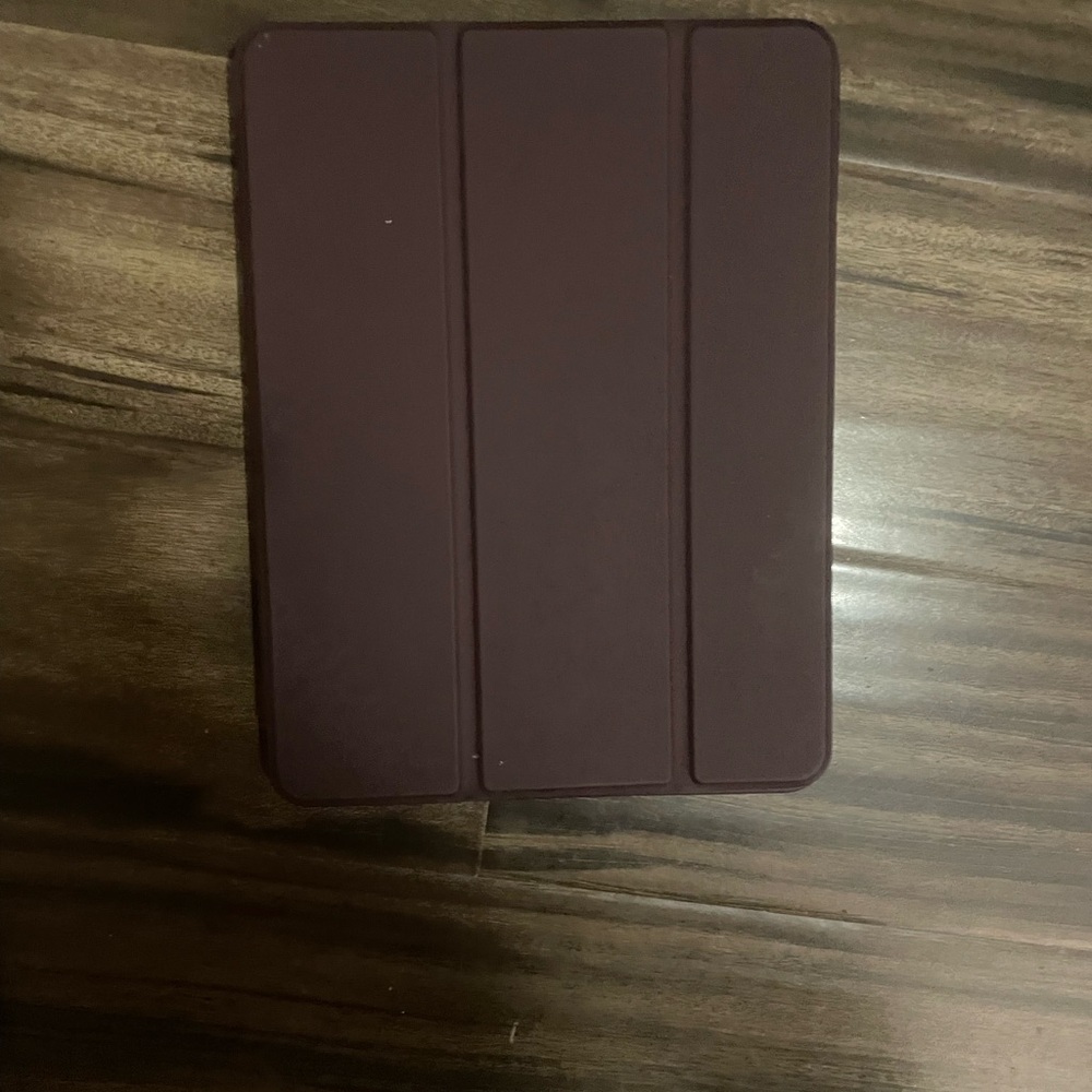 5/15🔥🔥🔥 Purple and black IPad covers